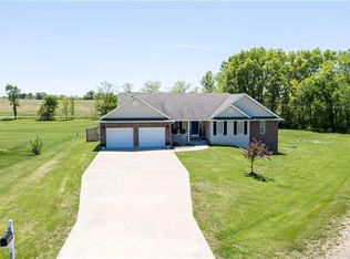 134 SW 95th Rd, Warrensburg, MO 64093