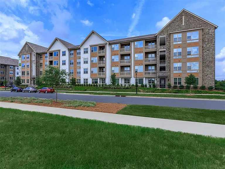 Berewick Pointe Apartments — Photo 49