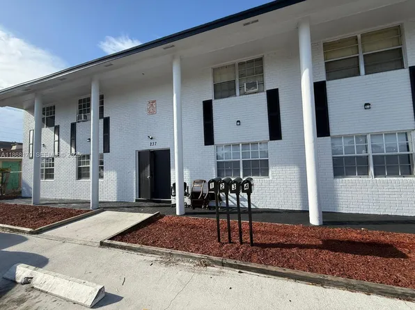 237 W Blue Heron Blvd APT 1, Riviera Beach, FL 33404