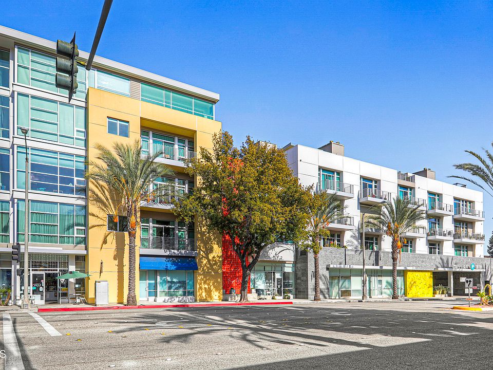 1st image of 238 S Arroyo Pkwy Unit 214