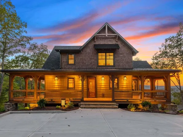 830 Overlook Rd, Blue Ridge, GA 30513