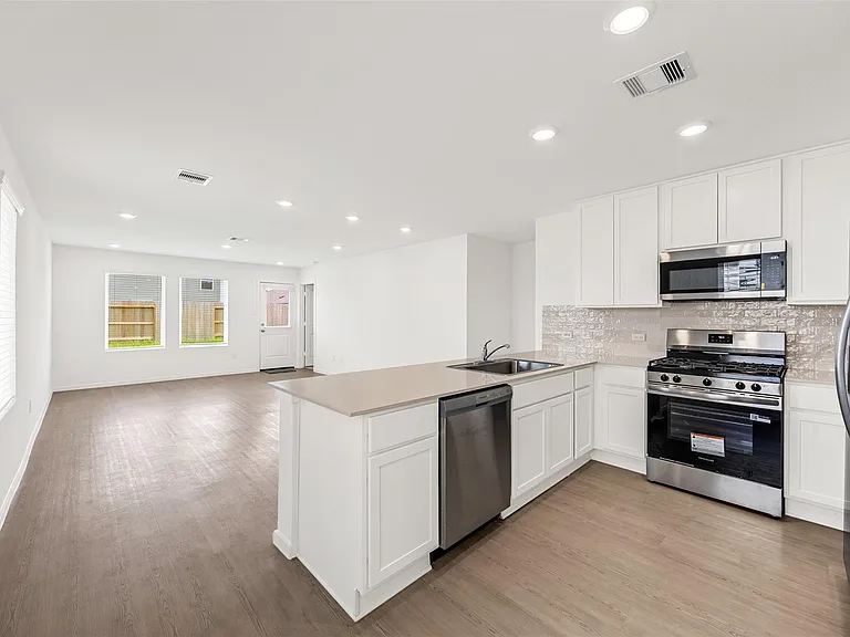 26846 Vanilla Pearls Ln — Photo 10