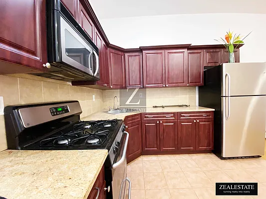 Rented by ZealEstate Group Inc | media 25