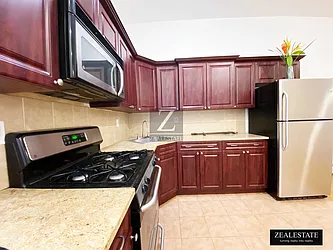 Rented by ZealEstate Group Inc