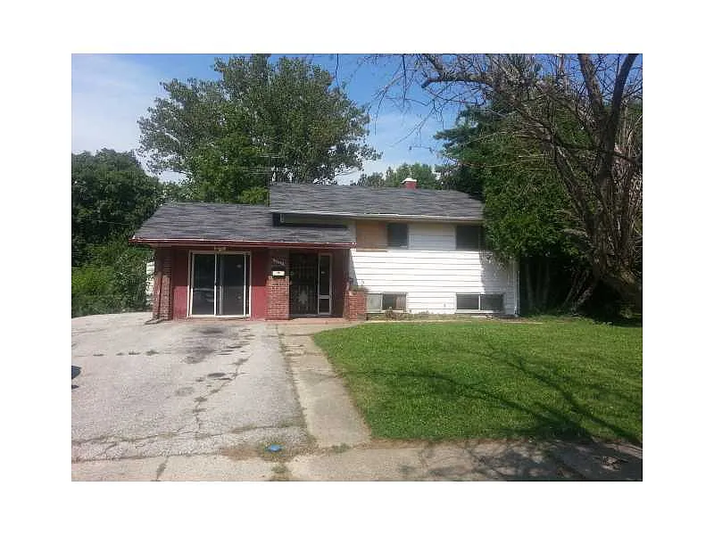 3535 N Maura Ln photo 1