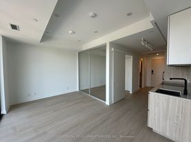 699 Sheppard Ave E
