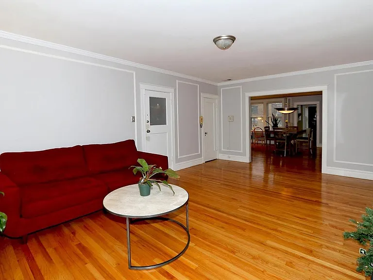 6226 Northwood Ave #3W — Photo 6