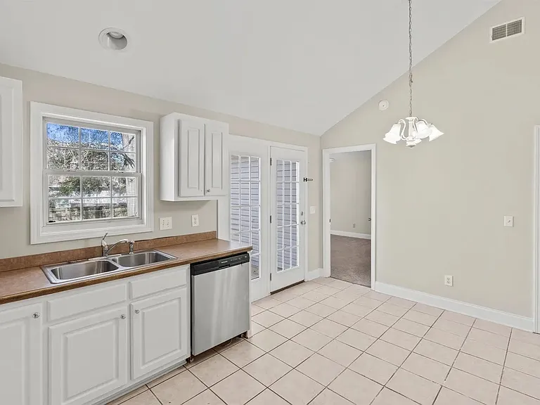 1844 D Ave — Photo 14