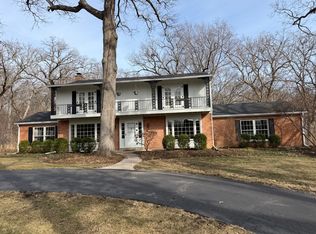 4N609 Pheasant Run Dr, St Charles, IL 60175