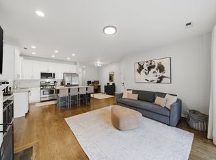 1623 W Grand Ave APT 1E, Chicago, IL 60622