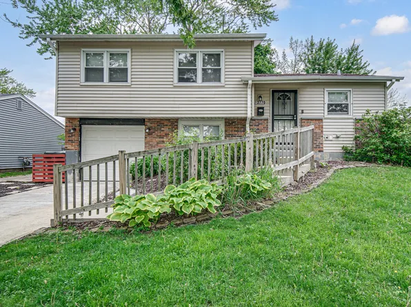 3770 176th St, Country Club Hills, IL 60478