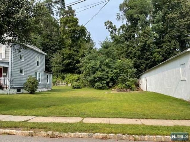 1st image of 24 Garden St
