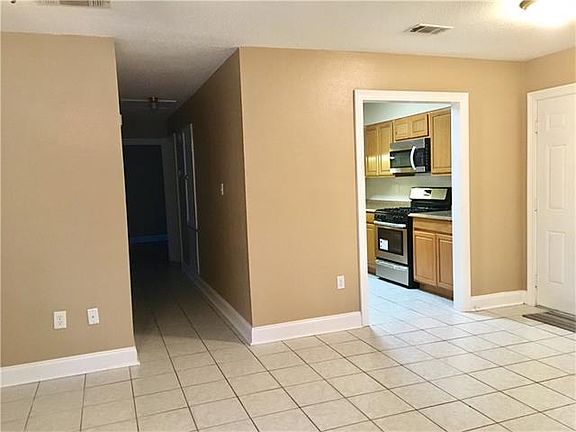 5th image of 1630 E West Dr