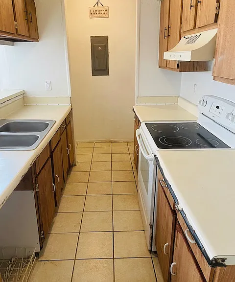1511 Kings Rd #A — Photo 11