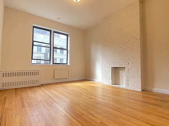 2nd image of 211 E 89th St APT A14