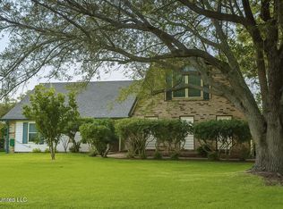 113 Mark Daniel Cres, Ocean Springs, MS 39564