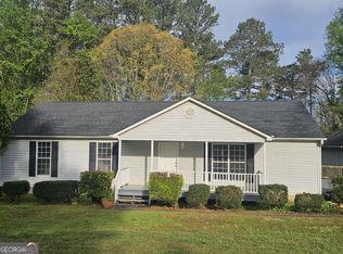 1580 Plunketts Rd, Buford, GA 30519