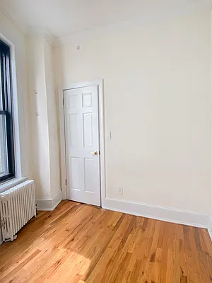 Rented by City Connections Realty | media 26