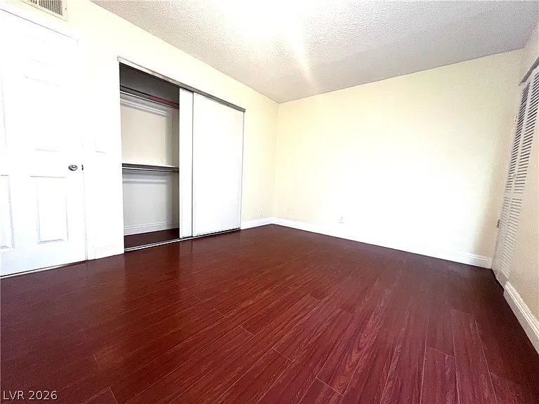 7054 Fenway Ave — Photo 21