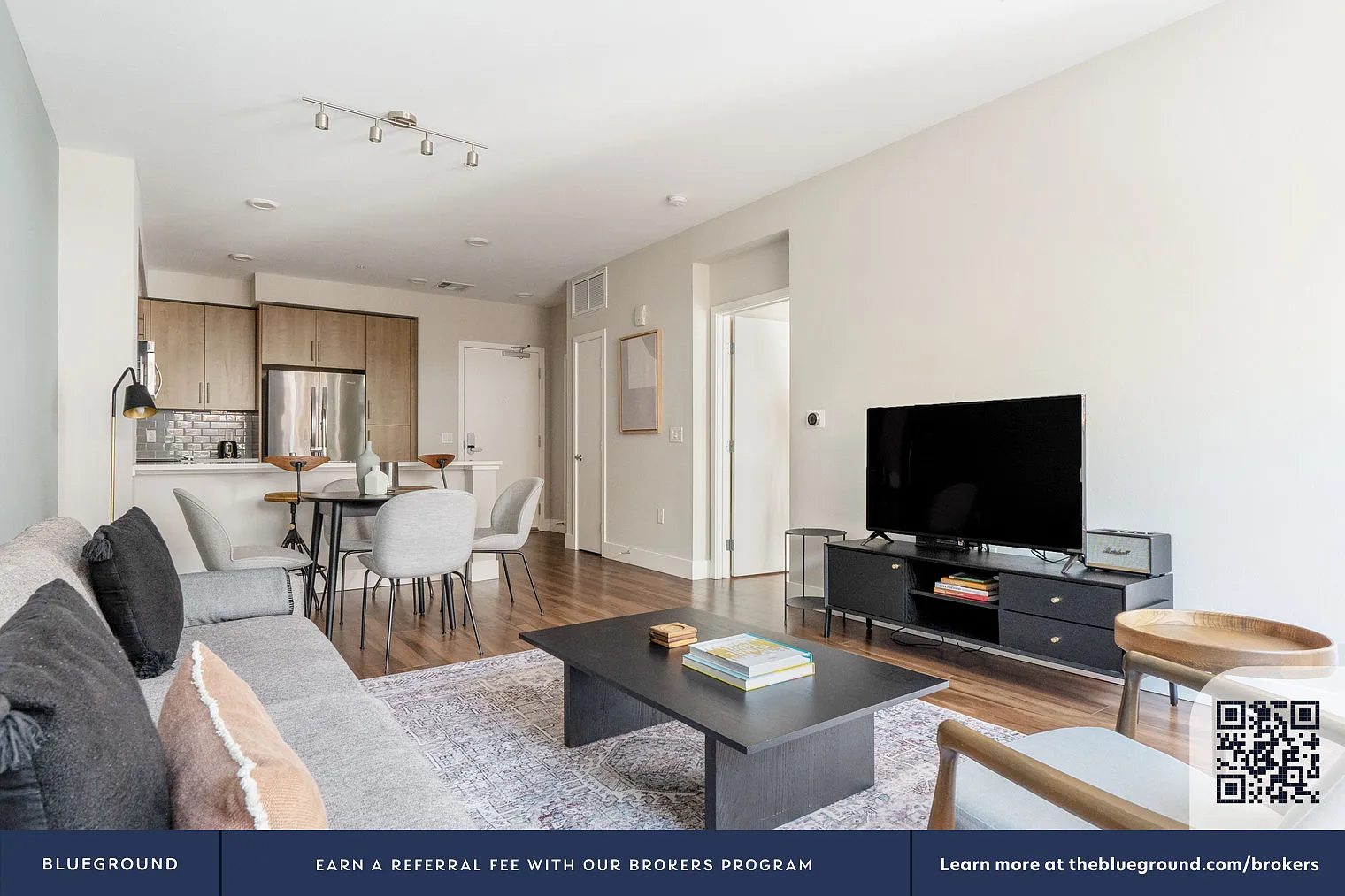 1 bed, 1.0 bath, 775 sqft, $4,300 — Photo 3