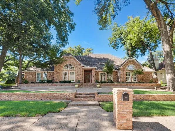 1655 Nob Hill Dr, Duncanville, TX 75137