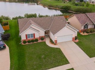 1920 Saltonstall Dr, Normal, IL 61761