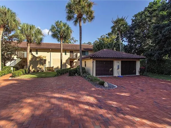 198 Albi Rd APT 2, Naples, FL 34112