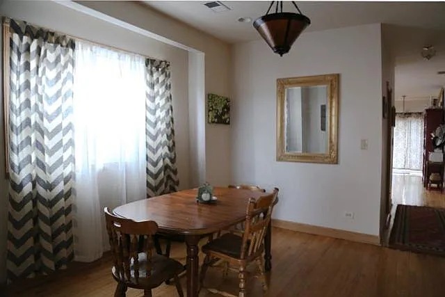 1942 N Kimball Ave #3 — Photo 1