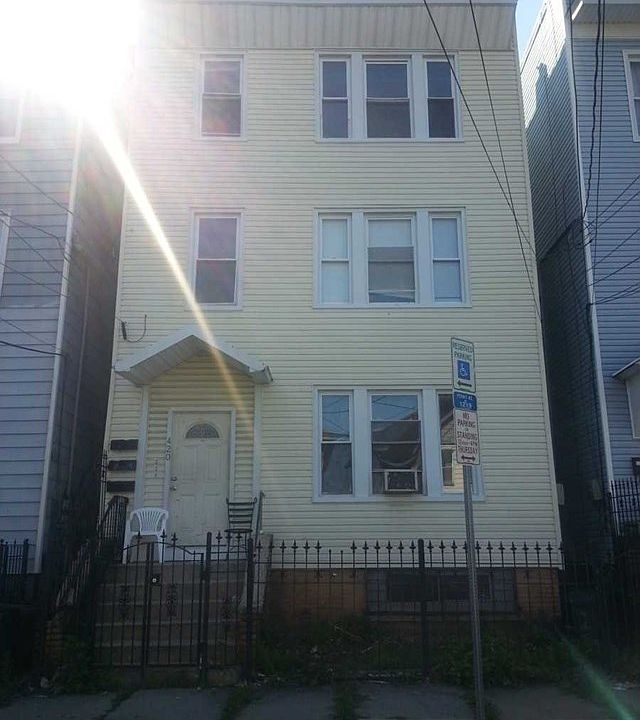1st image of 420 Woodside Ave