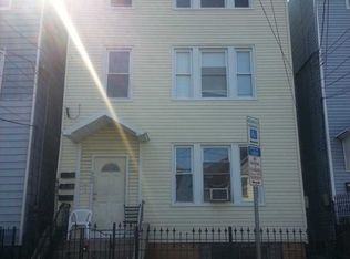 420 Woodside Ave, Newark, NJ 07104