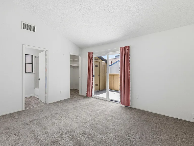 1401 Hood Rd — Photo 26