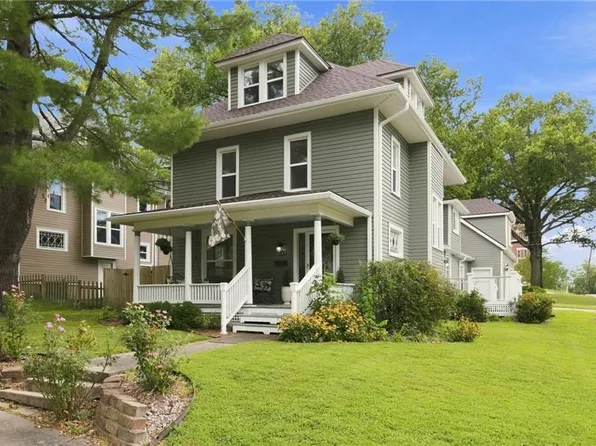 501 E Shawnee St, Paola, KS 66071