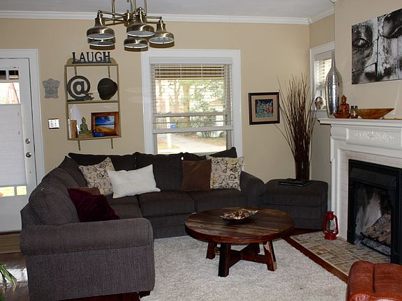 4th image of 175 Bassett Ave