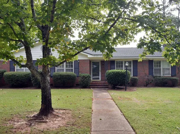 2106 Lullwater Rd, Albany, GA 31707
