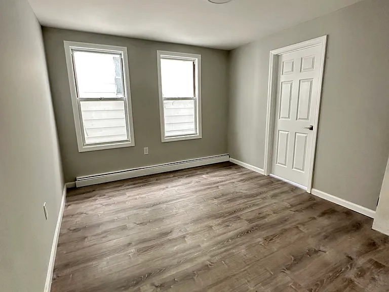 717 McKinley St #1 — Photo 10