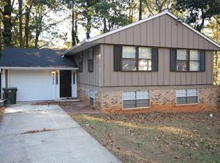 2450 Carolyn Dr SE, Smyrna, GA 30080