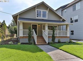 8832 SE 16th Ave, Portland, OR 97202