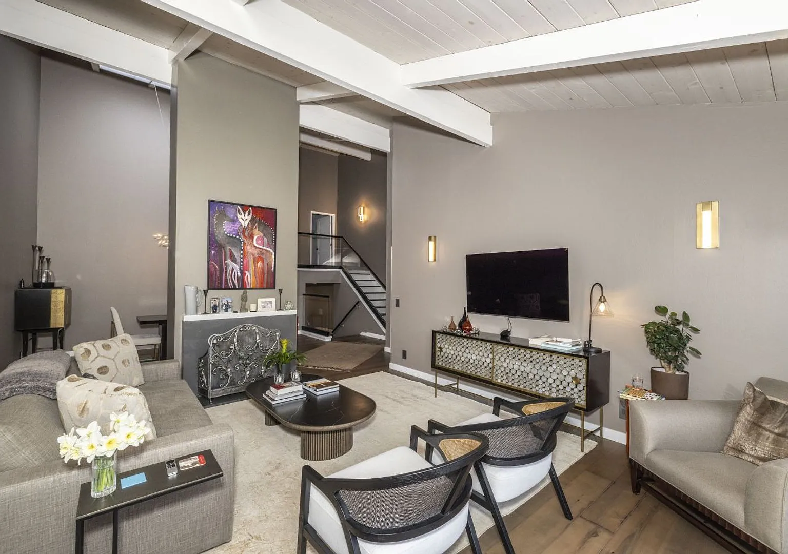 Tastefully Furnished 3 Bed, 2 Bath Home w/ Views of Greenbelt — Photo 1