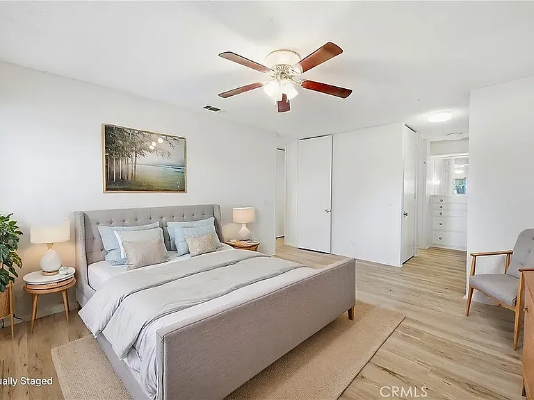 1457 Seven Hills Dr — Photo 24