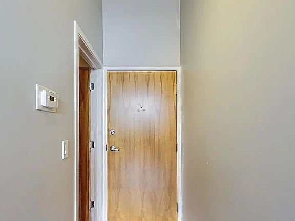 4th image of 1500 W Monroe St Unit 603