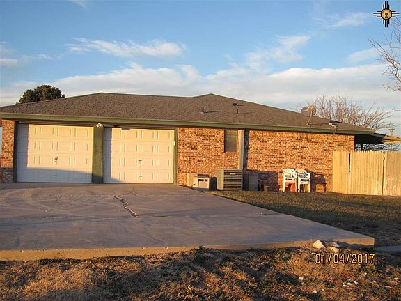 3rd image of 8516 N Matt Dr