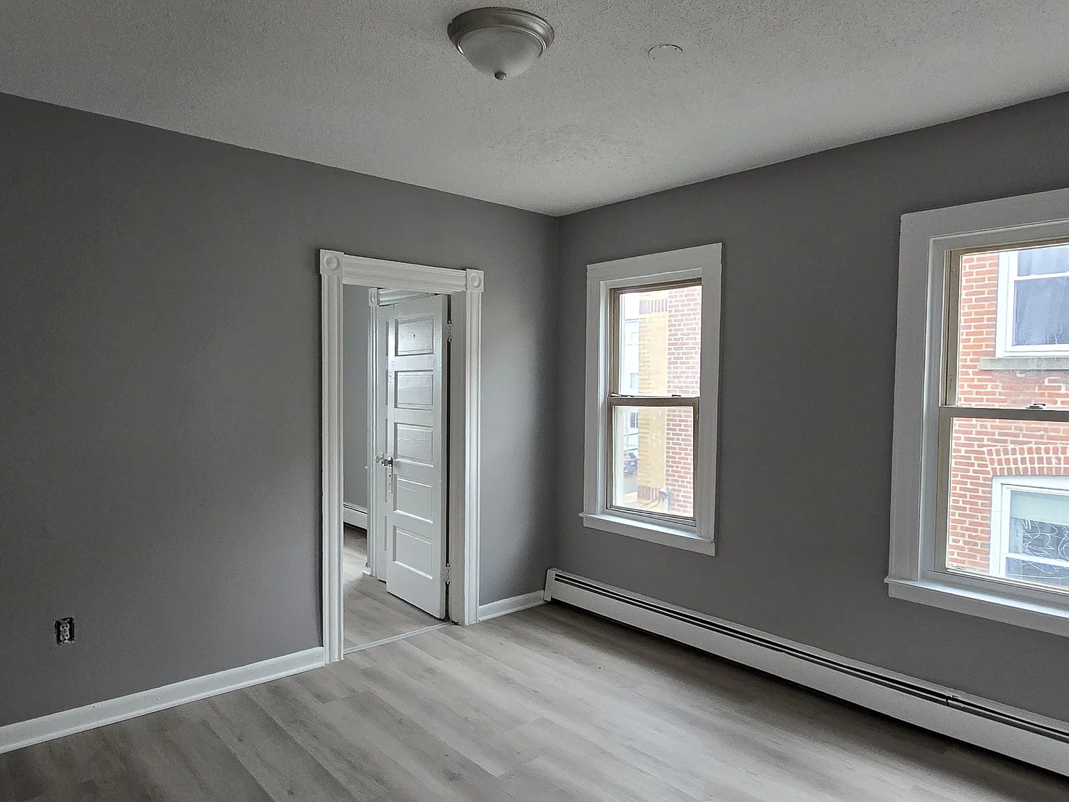 2 bed, 1.5 bath, 1000 sqft, $1,500 — Photo 2