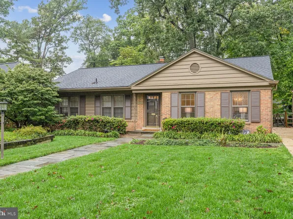 11904 Henry Fleet Dr, Rockville, MD 20854