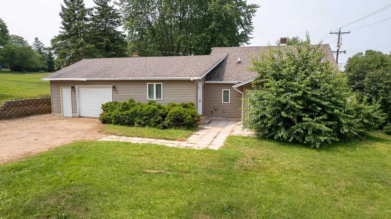 801 HEMLOCK STREET, Marathon, WI 54448 MLS 22233215 Zillow