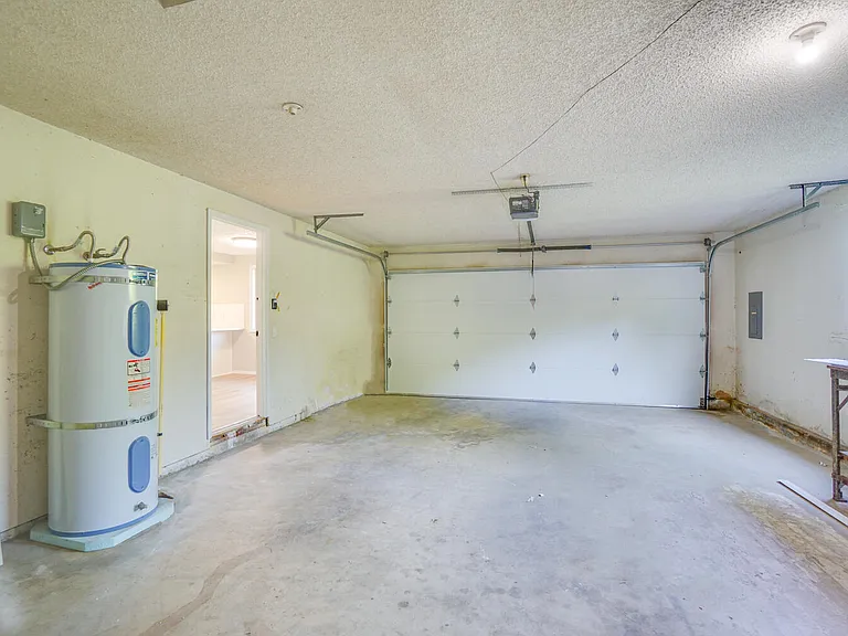 6206 NW Cherry St — Photo 34
