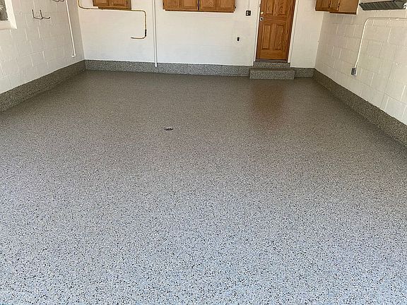 3rd image of 6434 N Kolmar Ave