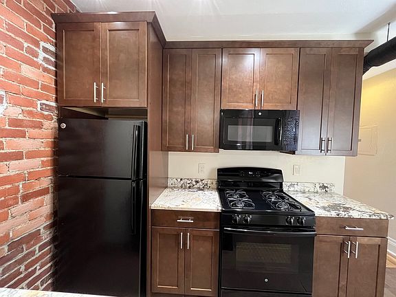 4th image of 89-95 S 22nd St