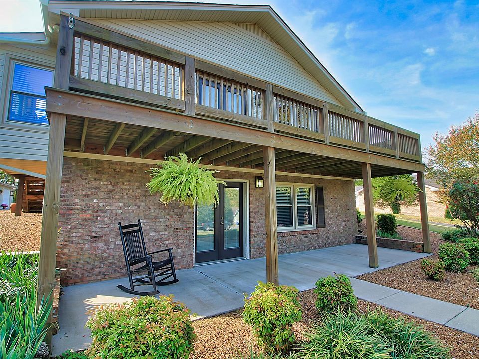1st image of 107 Kristen Ct