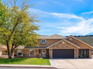 170 N Stone Mountain Dr, St George, UT 84770