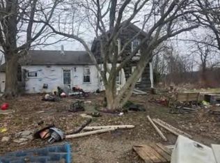 15798 S 44th St, Fulton, MI 49052